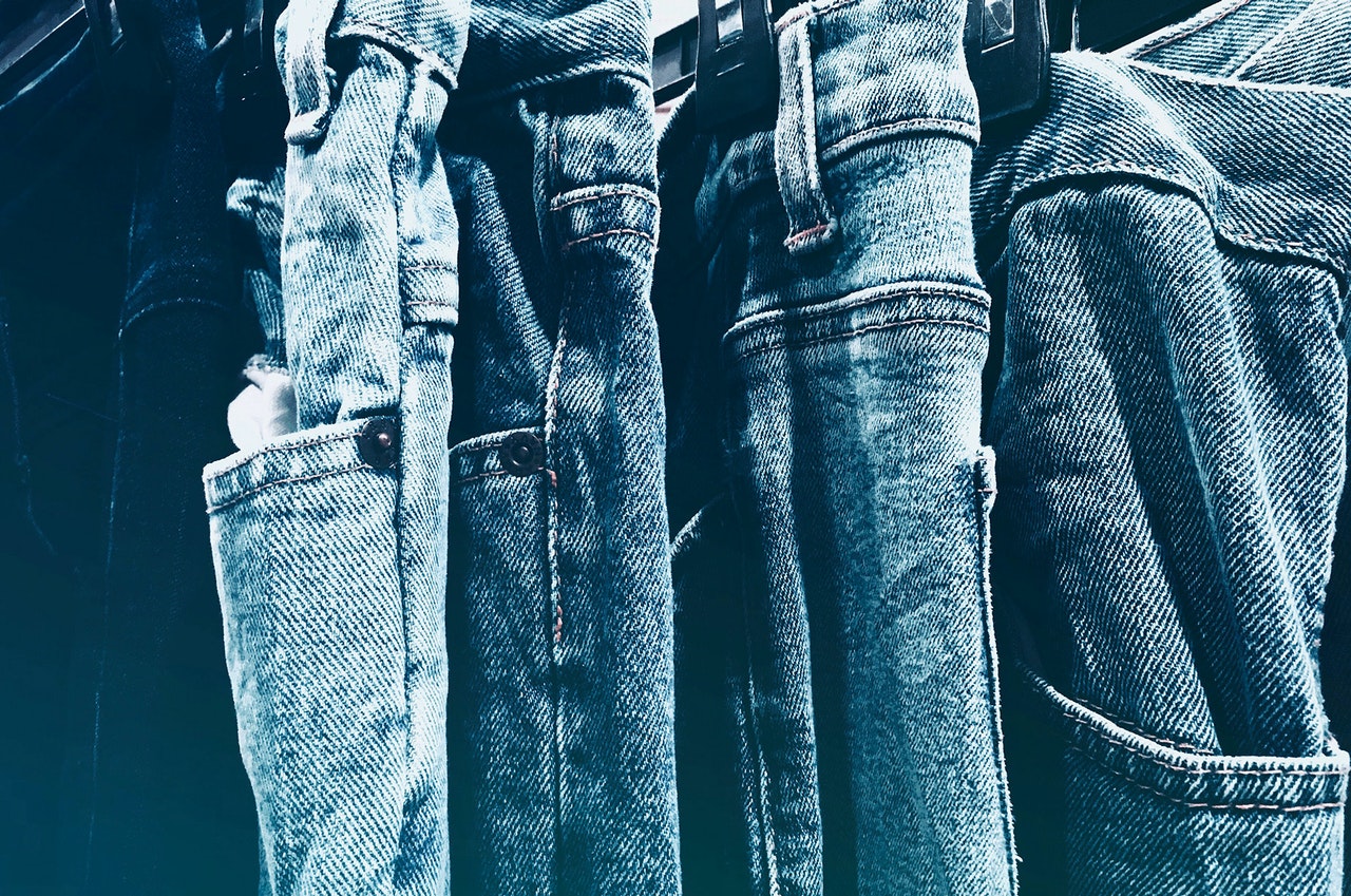 De geschiedenis van de spijkerbroek